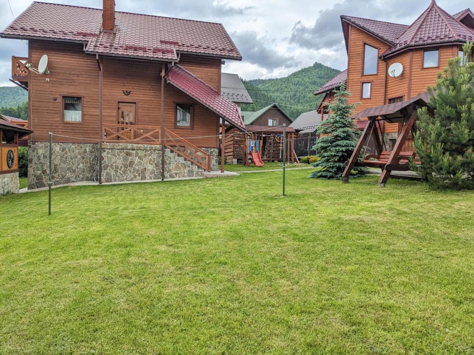 Aura Karpat Hotel Bukovel Exterior photo