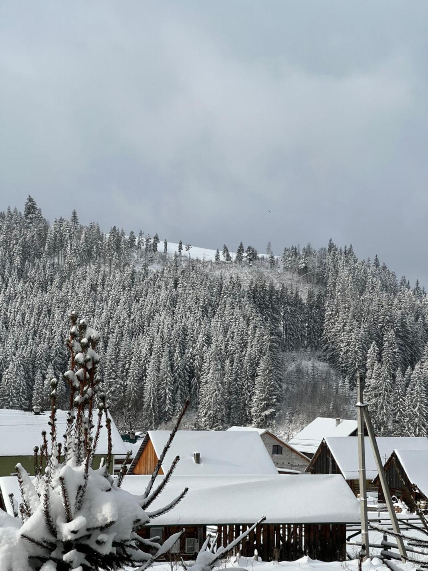 Aura Karpat Hotel Bukovel Exterior photo